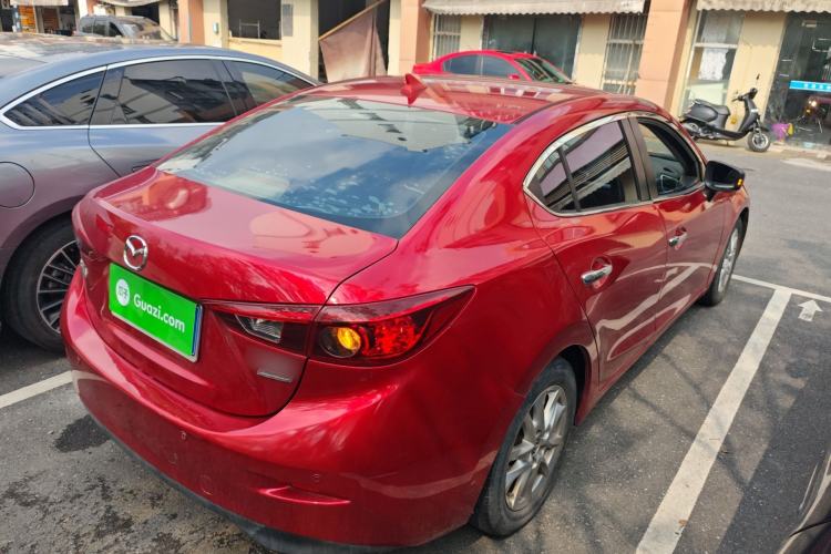 Used Mazda 3 Axela 2014 Sedan 1.5L Automatic Comfort Model