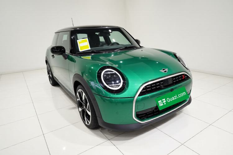 Used MINI 2025 2.0T COOPER S Artist
