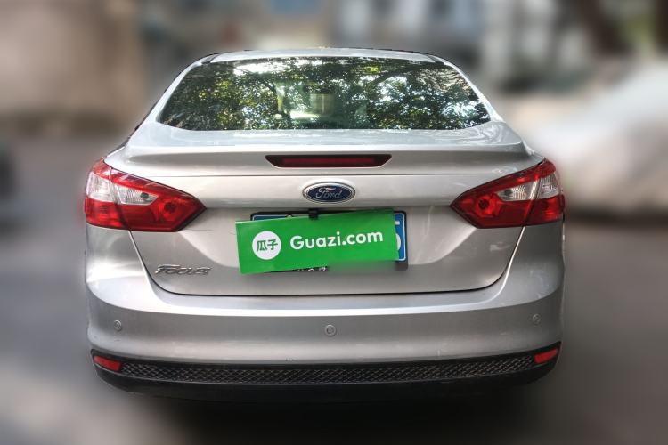 Used Ford Focus 2012 Sedan 1.6L Automatic Fashion Edition
