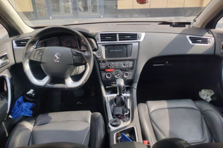 Used DS 6 2016 1.6T Luxury Edition THP160
