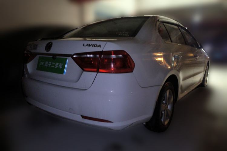 Used Volkswagen Lavida 2013 Revised Classic 1.6L Automatic Fashion Edition