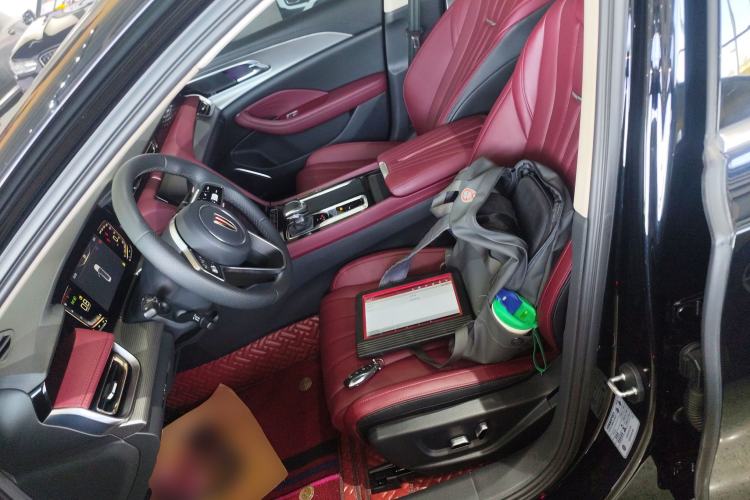 Used Hongqi H5 2023 1.5T DCT Smart Connect Flagship Edition Left Front Seat