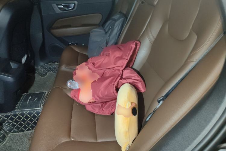 Used Volvo XC60 2022 B5 4x4 Zhiyi Luxury Edition