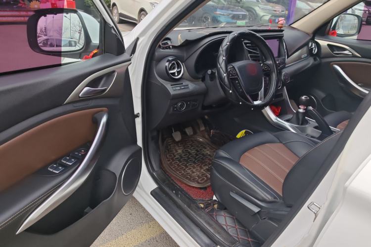 Used BYD Song 2017 Gaishi Upgrade Edition 1.5TI Manual Luxury Model