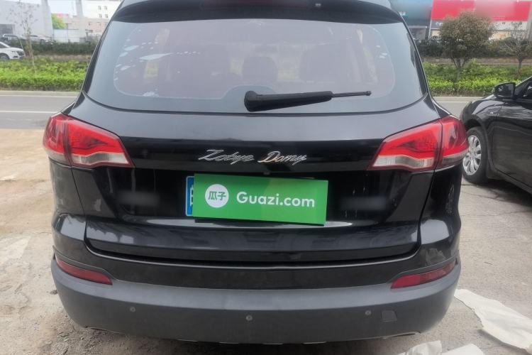 Used Zotye Domy X5 2017 Upgraded Model 1.5T Manual Luxury Edition Rear
