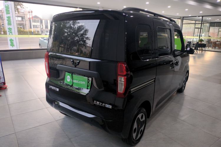 Used Wuling Zhiguang New Energy 2025 Model 305km Ambitious Edition