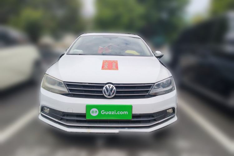 Used Volkswagen Sagitar 2015 1.6L Manual Comfort Model