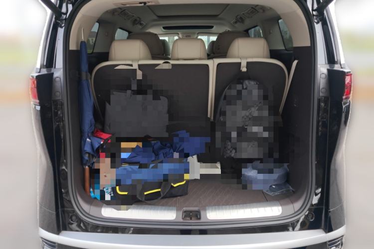 Used Denza D9 2024 DM-i 1050 Luxury Model Trunk