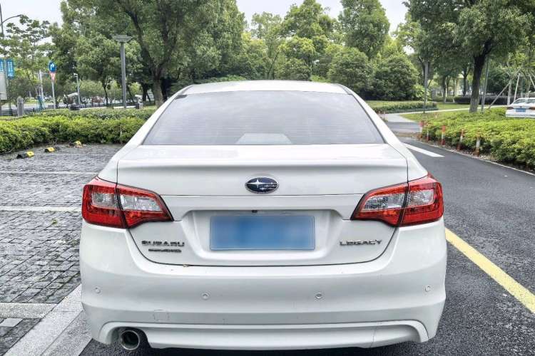 Used Subaru Legacy 2017 2.5i All-Wheel-Drive Fashion Edition