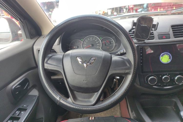 Used Wuling Hongguang 2018 1.5L Classic S Standard Model
