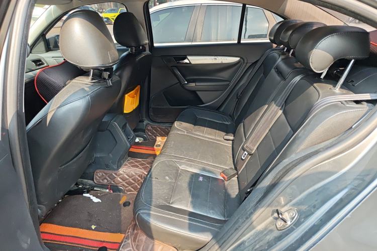 Used Volkswagen Lavida 2013 Revised Version 1.4 TSI DSG Comfort Edition Left Rear Seat