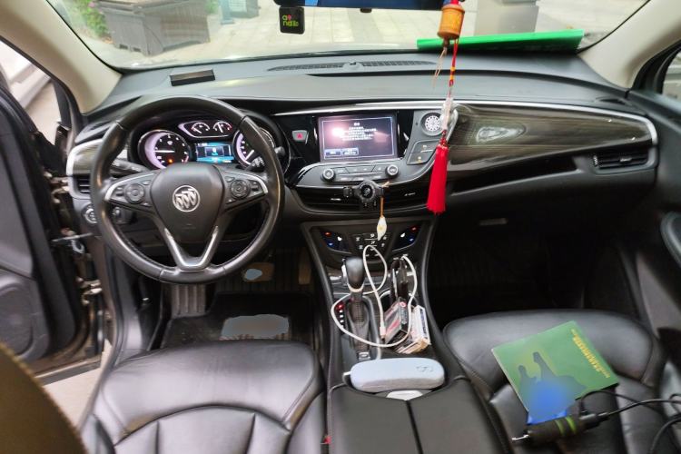 Used Buick Envision 2018 20T Two-Wheel-Drive Elite Model Center Console