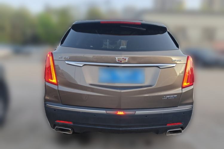Used Cadillac XT5 2016 25T Luxury Model Rear