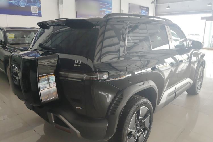 Used Formula Leopard Titanium 3 2025 501 km All-Wheel Drive Intelligent Driving Max Edition