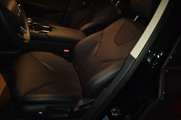 Used Hongqi E-QM5 2022 431 km Charge & Enjoy Edition Left Front Seat