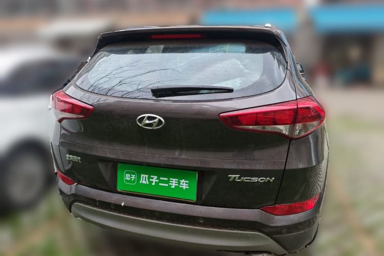 Used Hyundai Tucson 2015 1.6T Dual-Clutch Two-Wheel-Drive Smart Model Rear
