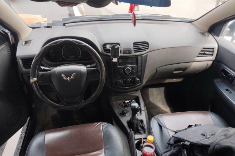 Used Wuling Hongguang 2018 1.5L Classic S Base Model

