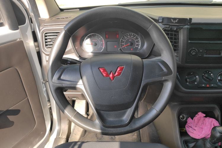 Used Wuling Hongguang V 2021 1.5L Jingqu Version LAR