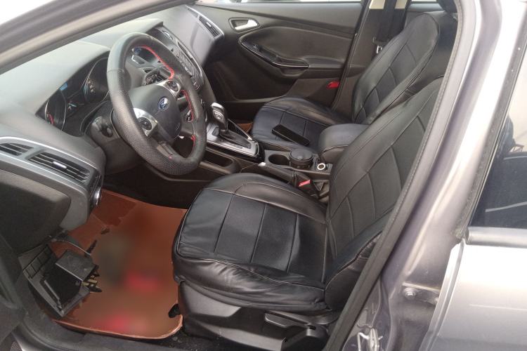 Used Ford Focus 2012 Sedan 1.6L Automatic Fashion Edition