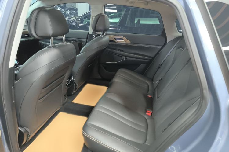 Used XPeng P5 2022 460E+ Interior 4