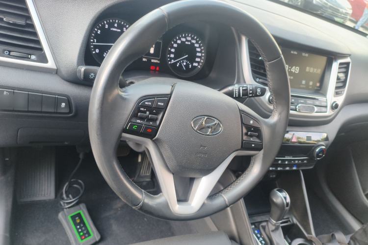 Used Hyundai Tucson 2015 1.6T Dual-Clutch Two-Wheel-Drive Smart Model
