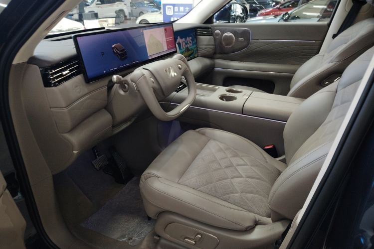 Used IM LS9 2026 Model 52 Ultra Left Front Seat