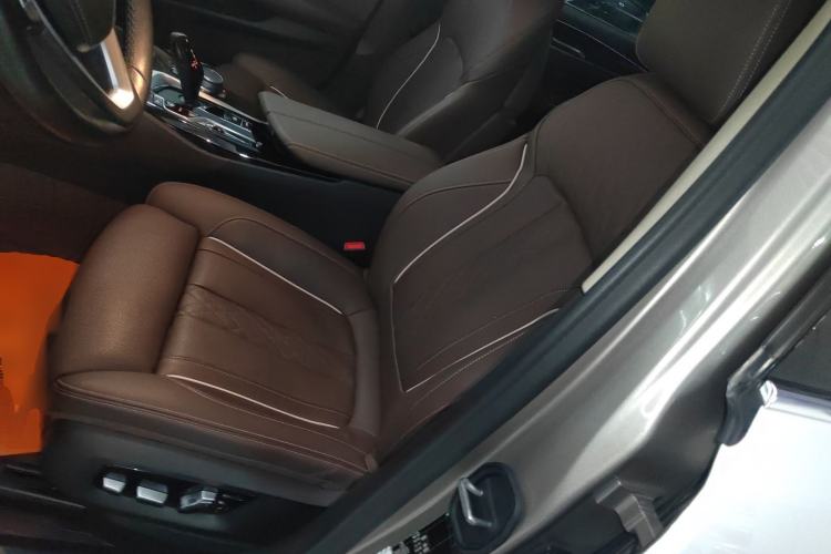 Used BMW 5 Series 2021 Updated 530Li Luxury Package Premium Edition