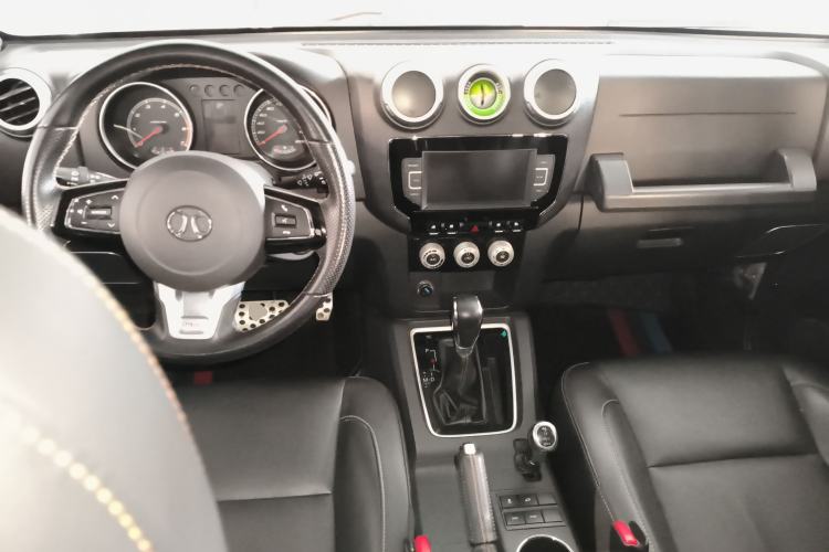 Used BAIC Off-Road BJ40 2016 40L 2.3T Automatic All-Wheel Drive Premium Edition
