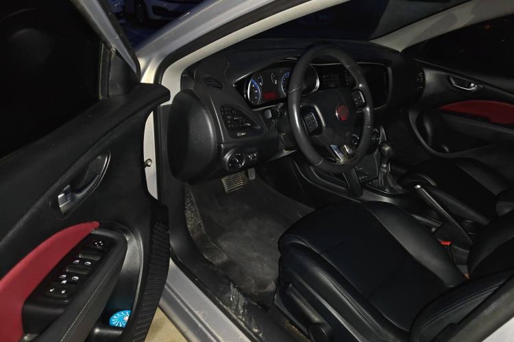 Used Fiat Viaggio 2015 1.4T Automatic Enjoyment Edition