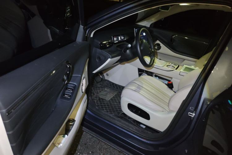 Used AION V 2024 Aion Tyrannosaurus 650 LiDAR Edition