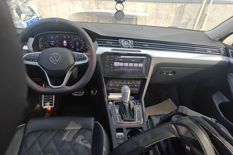 Used Volkswagen Magotan GTE Plug-in Hybrid 2022 GTE Luxury Model
