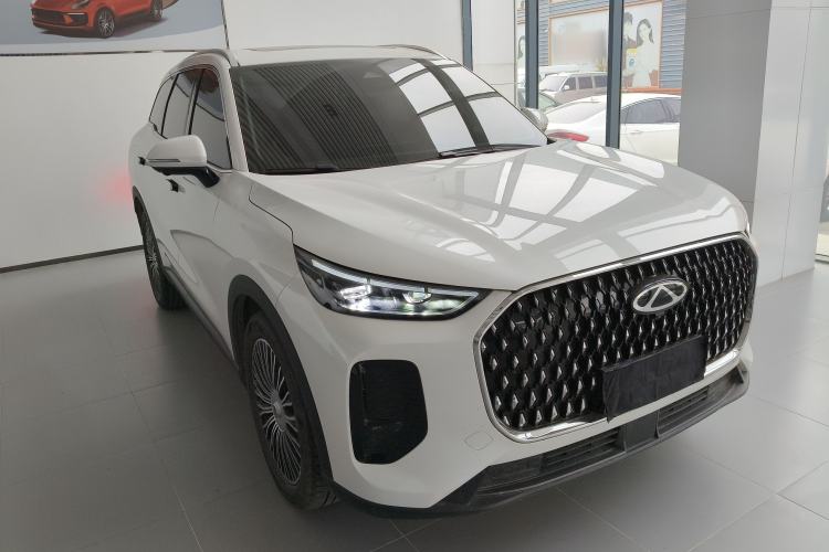 Used Chery Tiggo 8 L 2024 2.0T Two-Wheel Drive Luxury Edition 5 Seats
