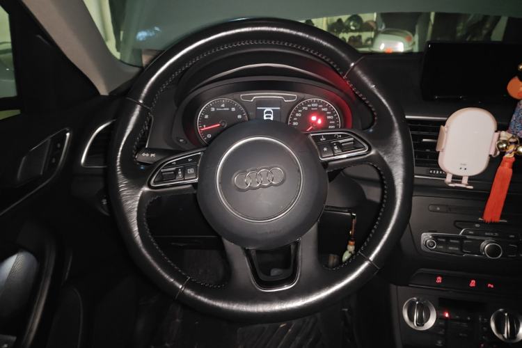 Used Audi Q3 2016 30 TFSI Collector's Edition Comfort Model