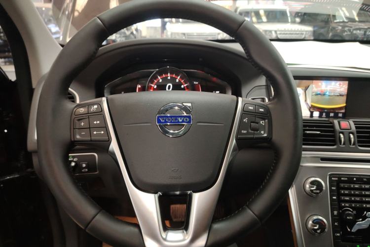 Used Volvo XC60 2017 T5 AWD Smart Upgrade Edition