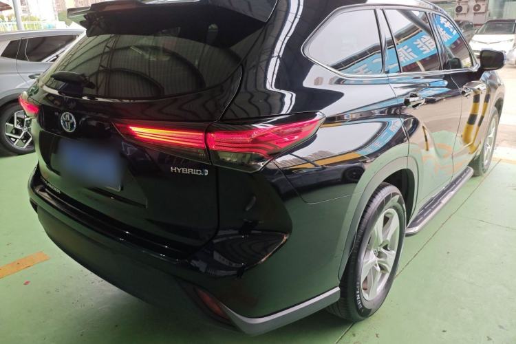 Used Toyota Highlander 2022 Dual-Engine 2.5L Two-Wheel Drive Elite Edition 7-Seater