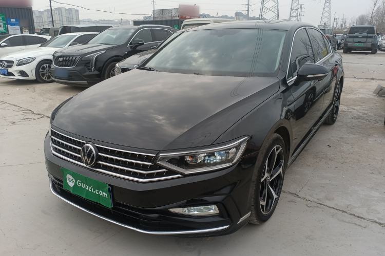 Used Volkswagen Magotan 2023 2 Million Units Limited Edition 330TSI DSG Leading Version