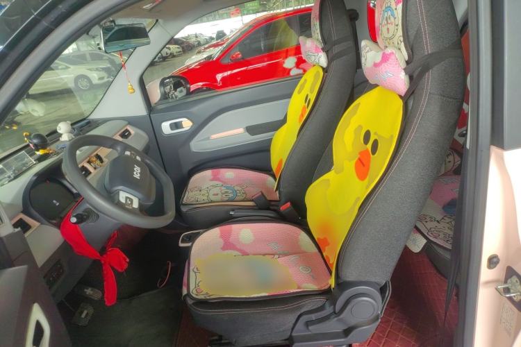 Used Chery QQ Ice Cream 2022 170km Sundae Phosphate Lithium-Ion Left Front Seat