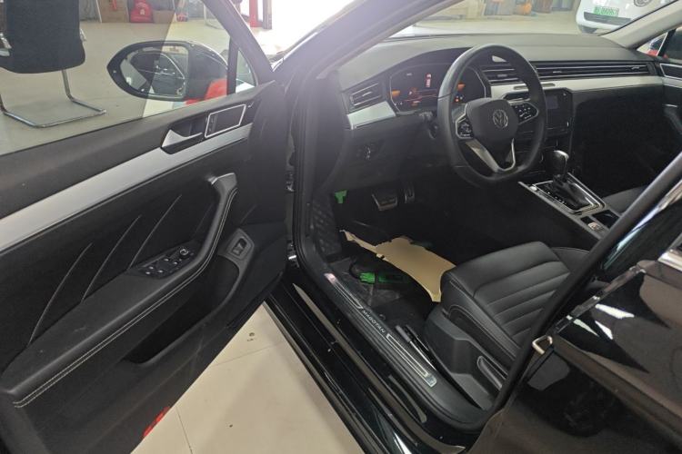 Used Volkswagen Magotan 2025 Zhongxiang Version 280TSI DSG Comfort Edition