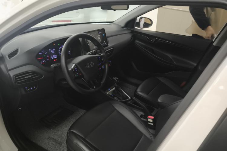 Used Hyundai Celesta 2020 1.6L Automatic GL Enjoyable Edition