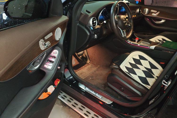 Used Mercedes-Benz GLC 2020 Facelift GLC 300 L 4MATIC Dynamic Edition
