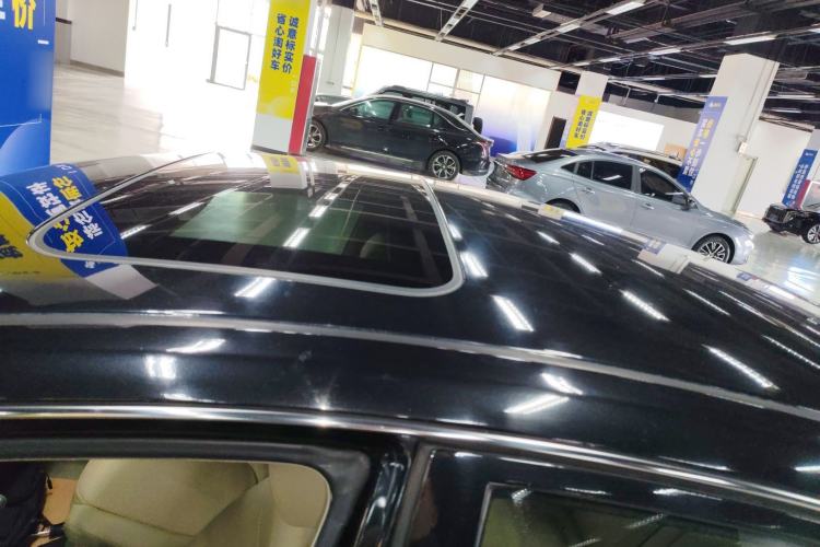 Used Nissan Sylphy 2016 Classic 1.6XE Manual Leading Edition Roof