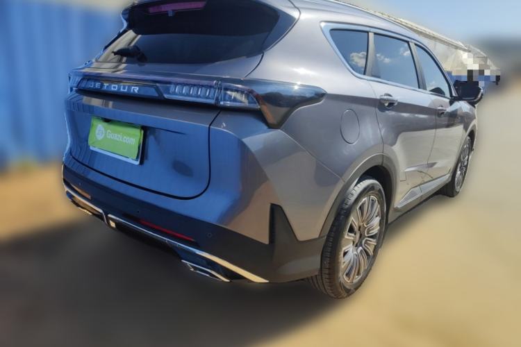 Used JETOUR X70 PLUS 2025 1.5T Luxury Edition 7-Seater