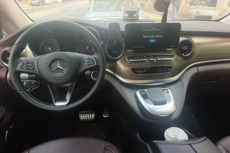 Used Mercedes-Benz V-Class 2022 V 260 L Long-wheelbase Luxury Edition
