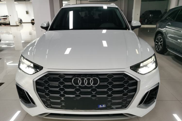 Used Audi Q5L 2022 40T Fashionable and Dynamic Model
