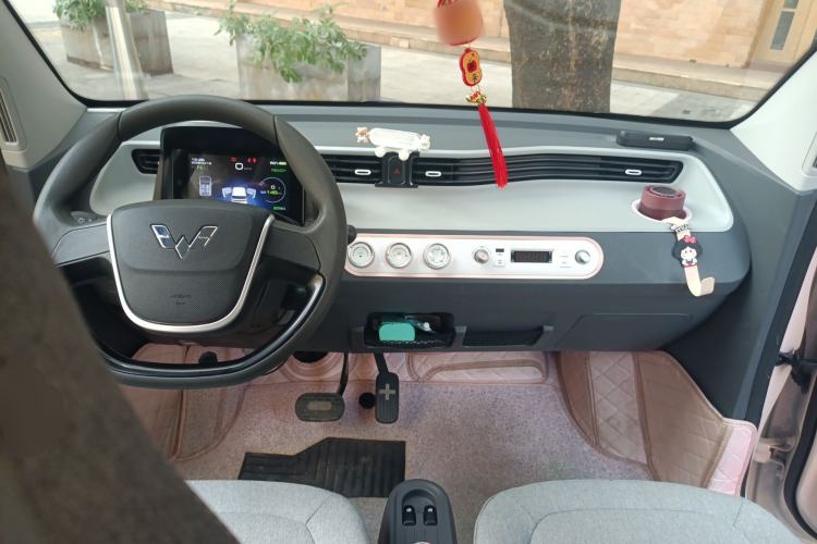 Used Wuling Hongguang MINIEV 2021 Macaron Premium Model – Lithium Iron Phosphate
