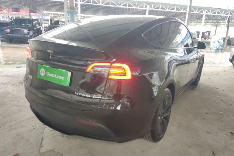 Used Tesla Model Y 2023 Rear-Wheel-Drive Version Rear Right 45 Deg