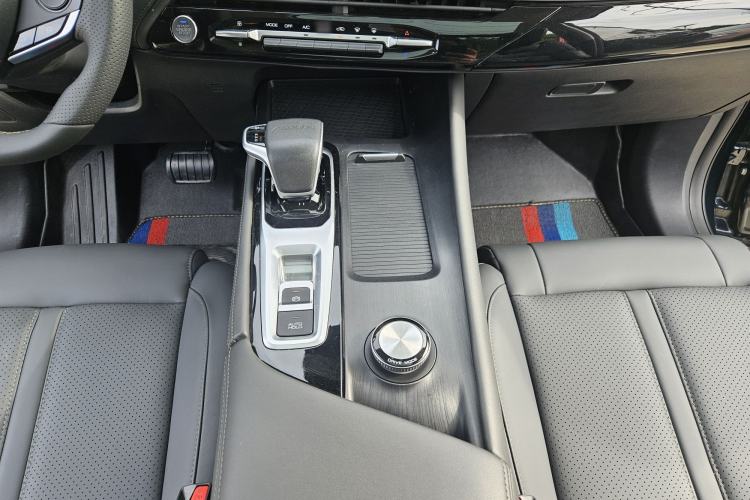 Used Dongfeng Aeolus Huge 2024 Mach Power 1.5T Premium Model
