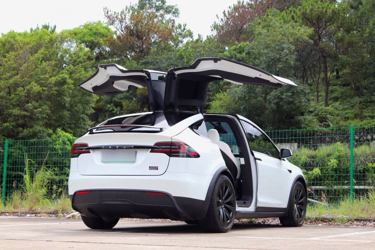 Used Tesla Model X 2023 Three-Motor All-Wheel-Drive Plaid Version
