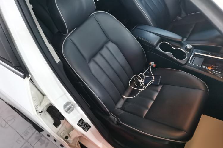 Used Mercedes-Benz GLK-Class 2013 Facelift GLK 300 4MATIC Luxury Edition