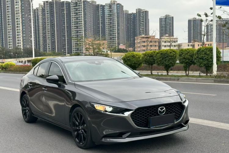 Used Mazda Mazda 3 Axela 2022 2.0L Automatic Premium Black Obsidian Edition